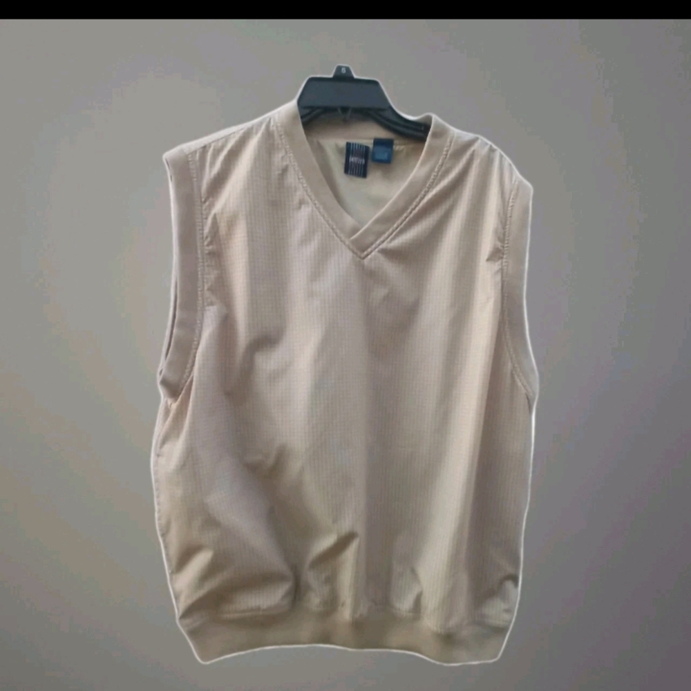 Classic Golf Sportwear Light Beige V Neck Sweater Vest by Jantzen L/G Pockets